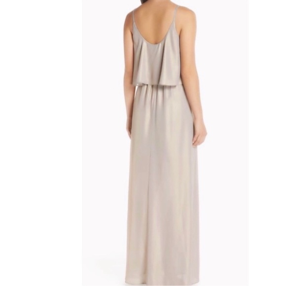 WAYF The Carolina Popover Gown in Platinum Shimmer - Picture 2 of 5
